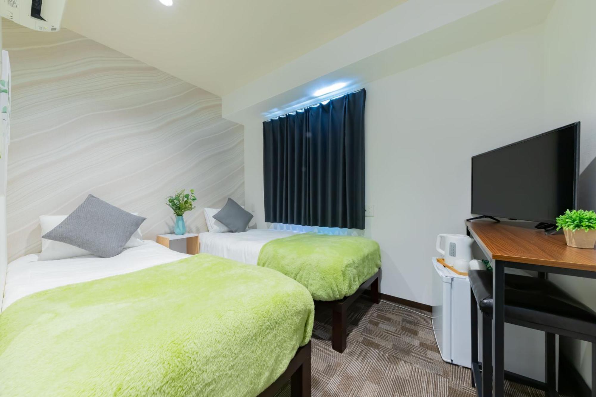 Ja Premier Sakuragawa Hotel 4*